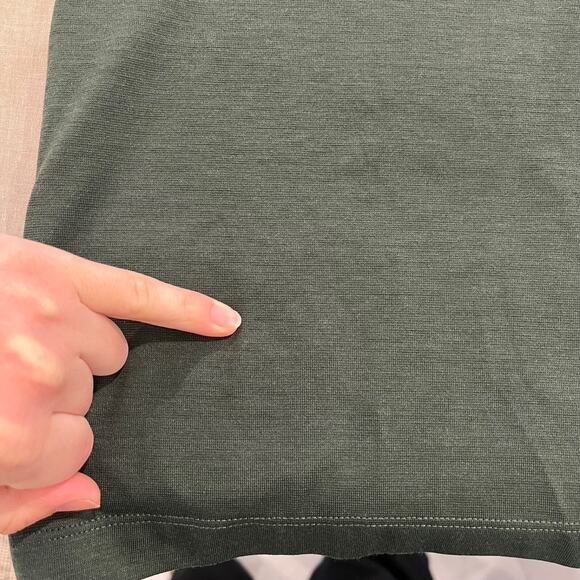 Lululemon Men's Short Sleeve Polo Activewear Performance Small Forest Green - Picture 3 of 6